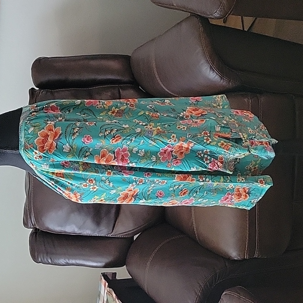 FINAL PRICE Teal Tropical Print Blouse - Picture 7 of 11
